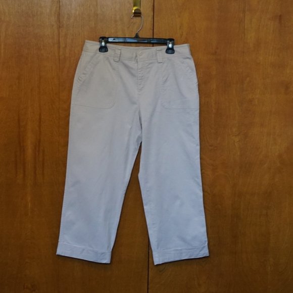 Rafaella Pants - Rafaella Women's Khaki Capri Pants